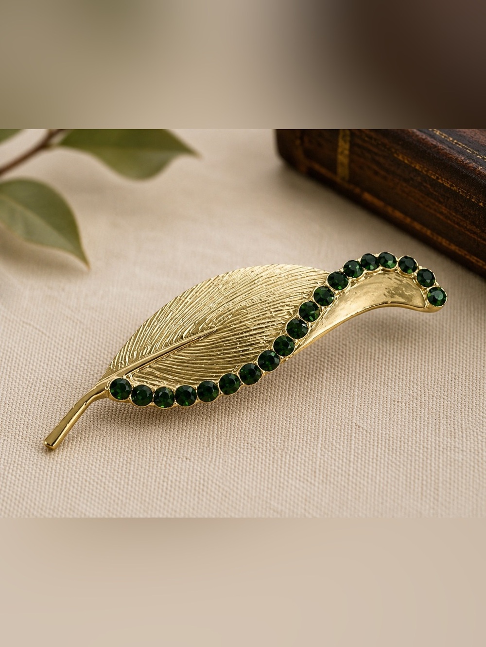 Vintage Gerry’s Gold Tone Leaf Brooch Green Rhinestones 2.5” Signed - Picture 2 of 6